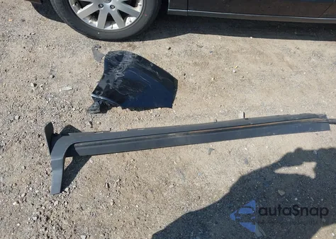 2015 Ford Escape Titanium z USA, uszkodzony, nr VIN 1FMCU9JXXFUA71933